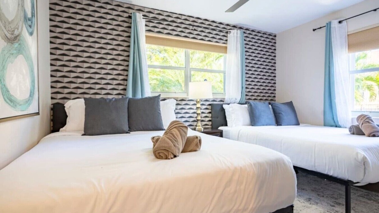 Photo of Bedroom in Hallandale Beach