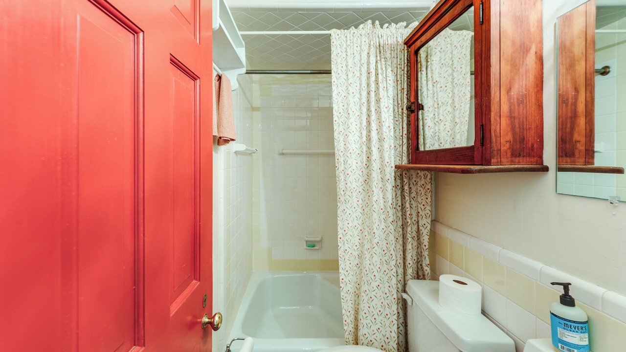 Photo of Bathroom in Pocomoke City