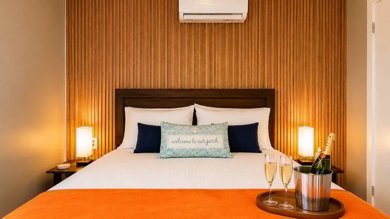 Photo of Bedroom in Royal Poinciana