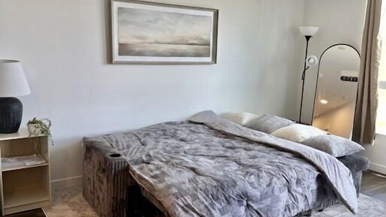 Photo of Bedroom in Beverly Hills
