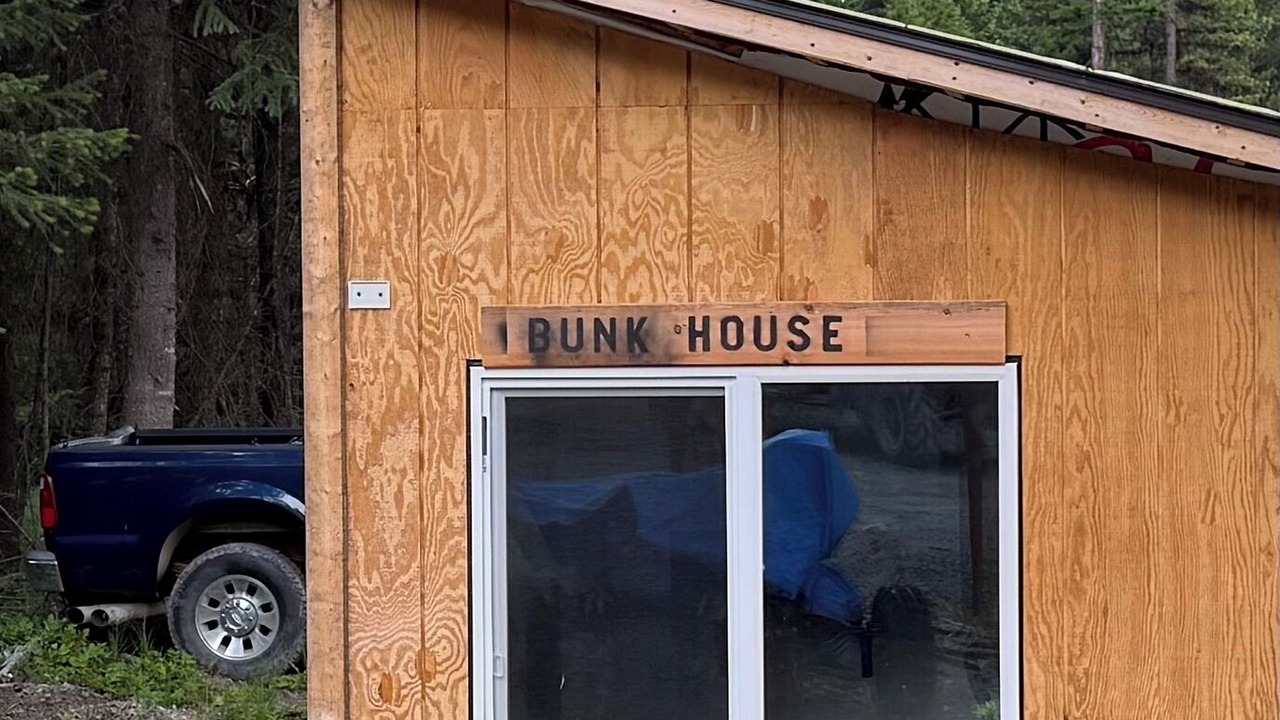 Photo of Others in Eureka