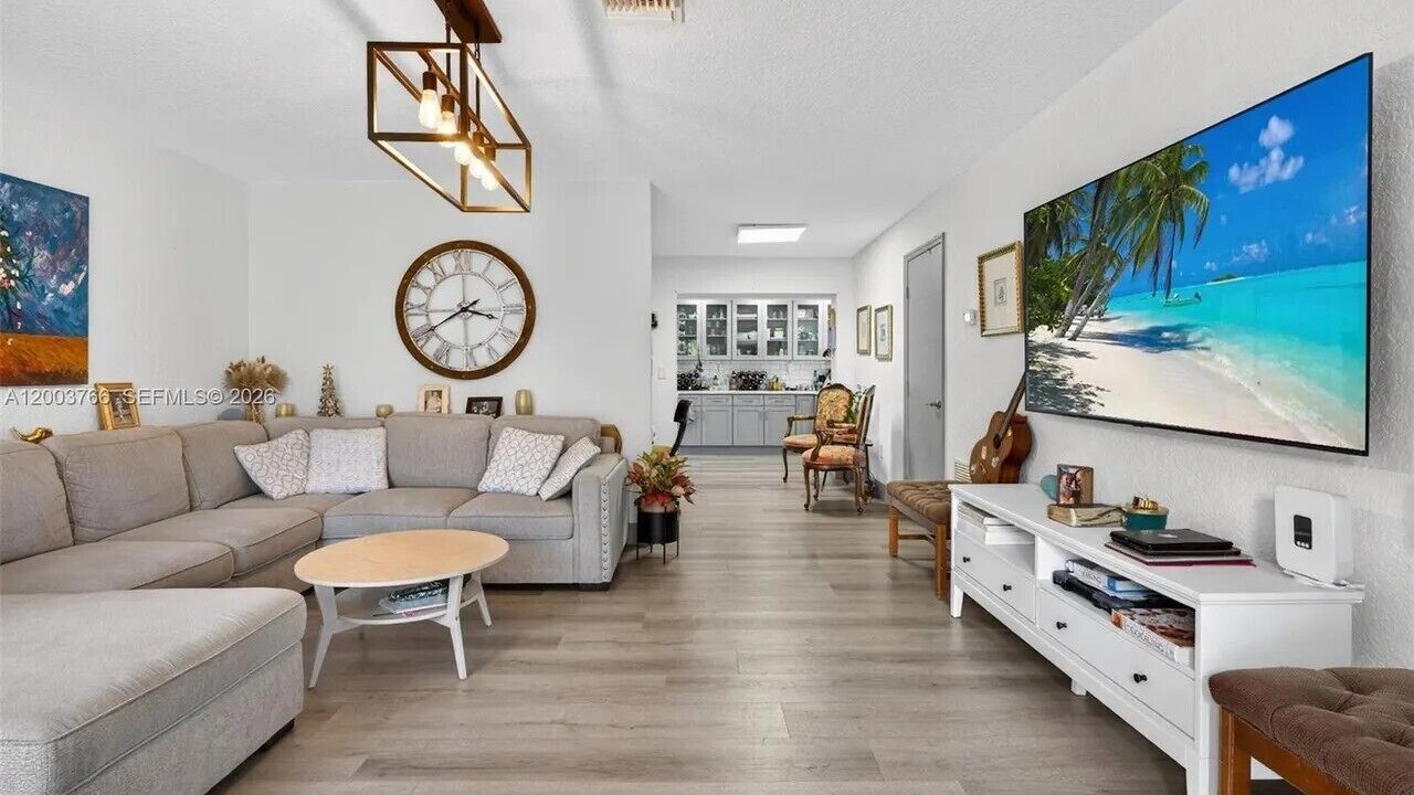 Photo of Livingroom in Driftwood
