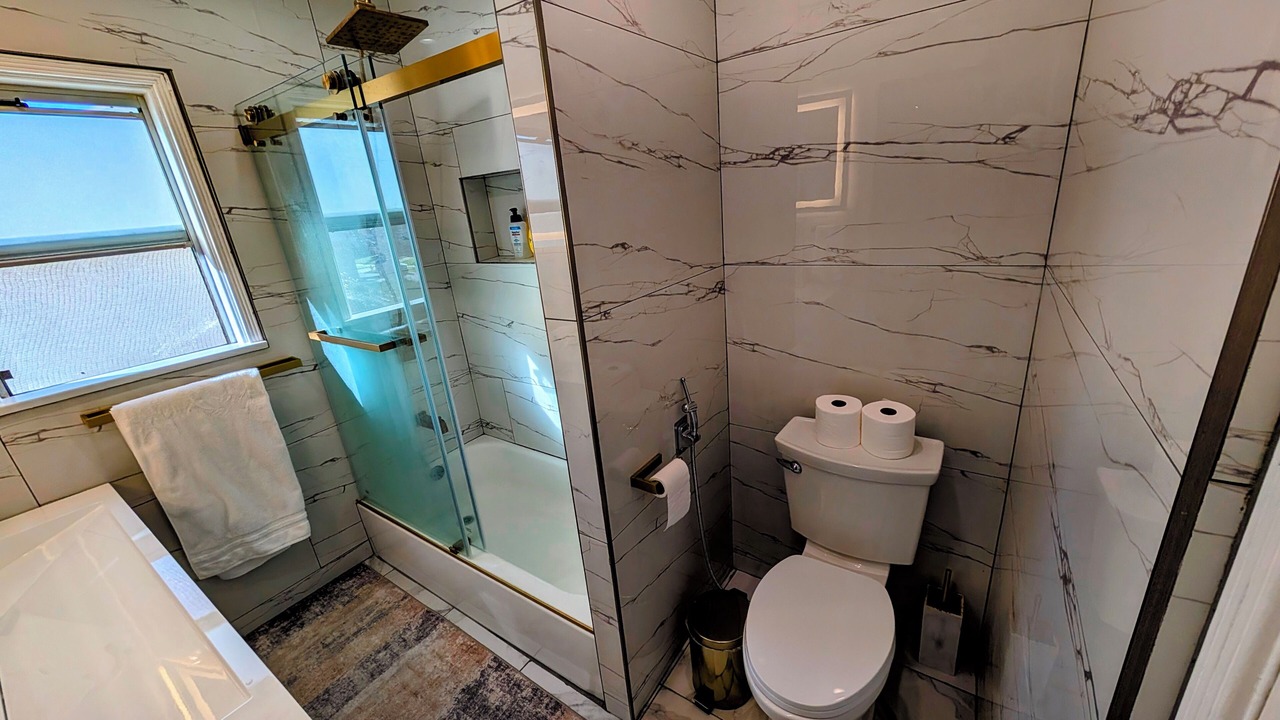 Photo of Bathroom in Inglewood