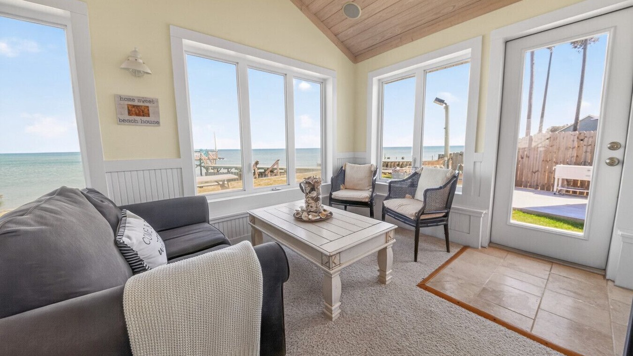 Photo of Livingroom in Gwynn