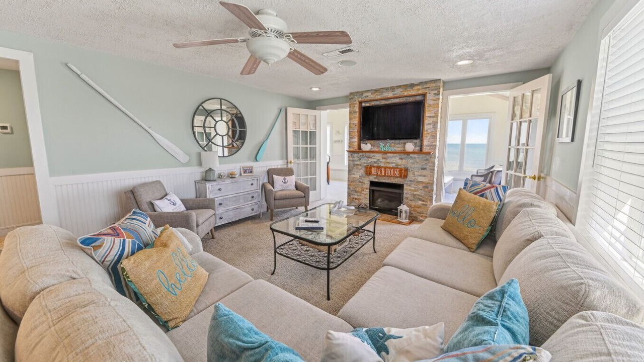 Photo of Livingroom in Gwynn