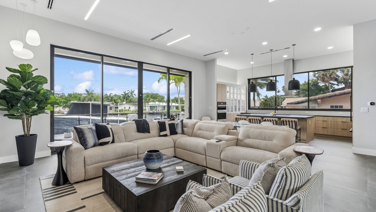 Photo of Livingroom in Bal Harbour