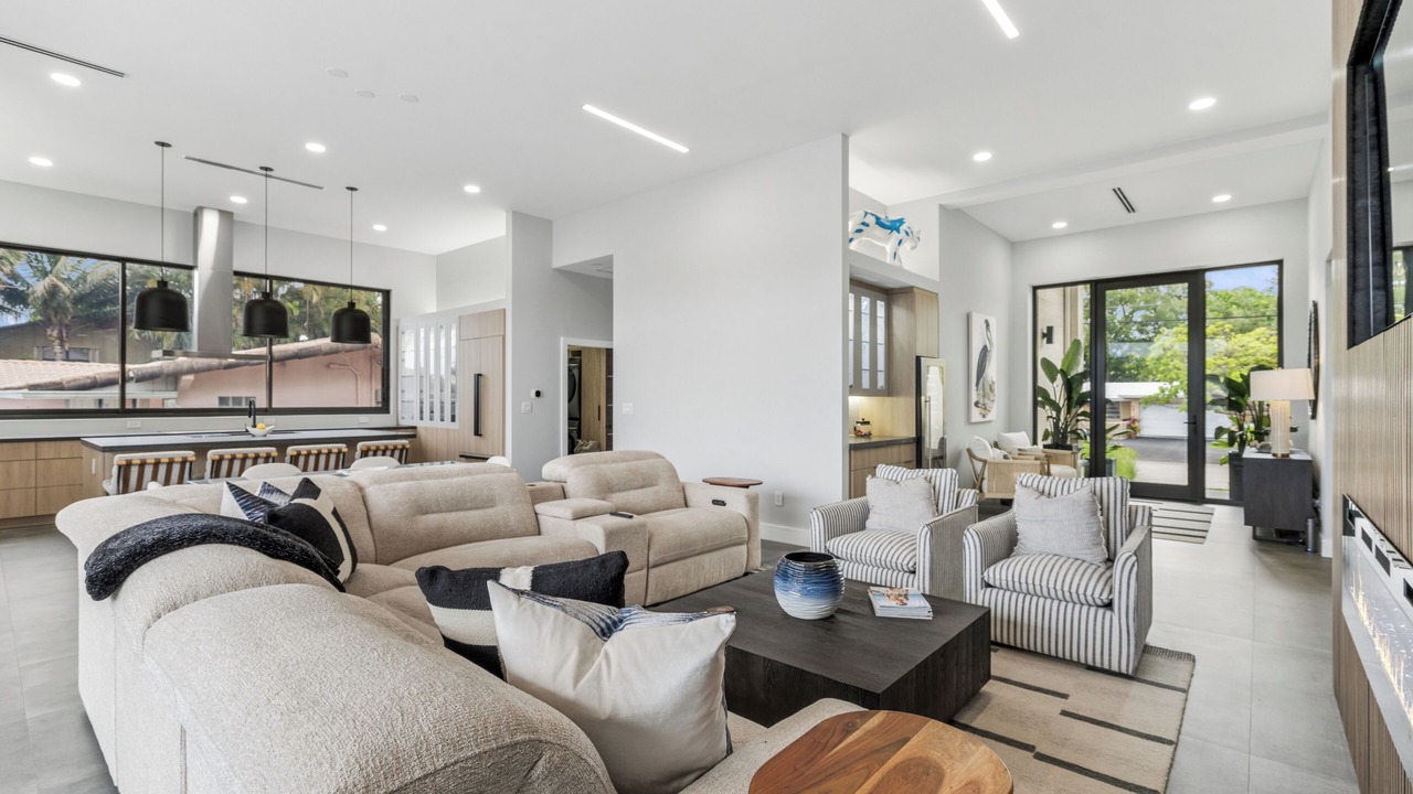 Photo of Livingroom in Bal Harbour