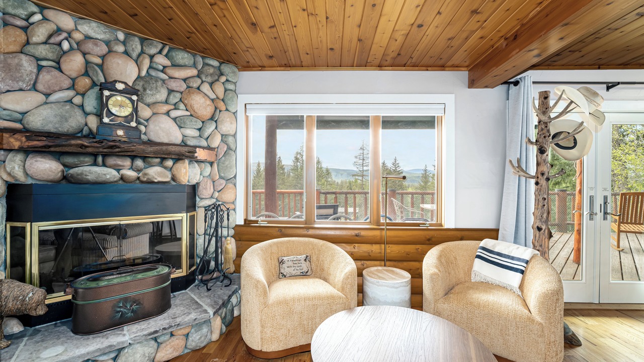 Photo of Patio Balcony in Whitefish