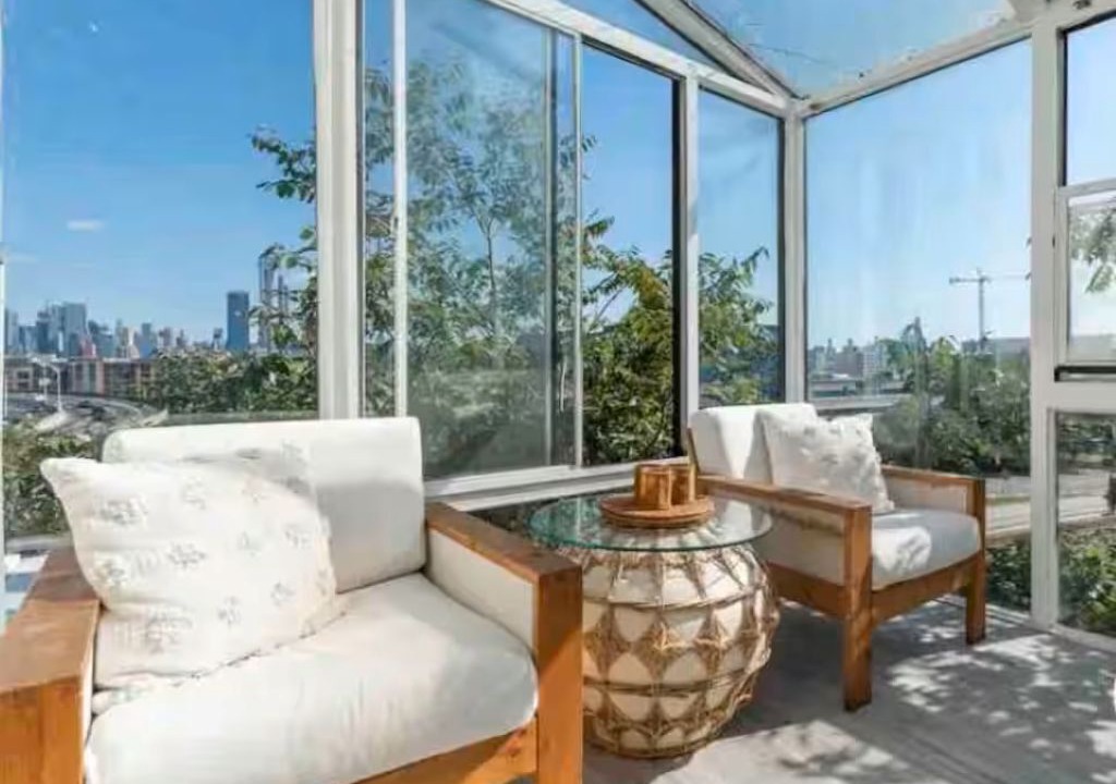Photo of Livingroom in Weehawken