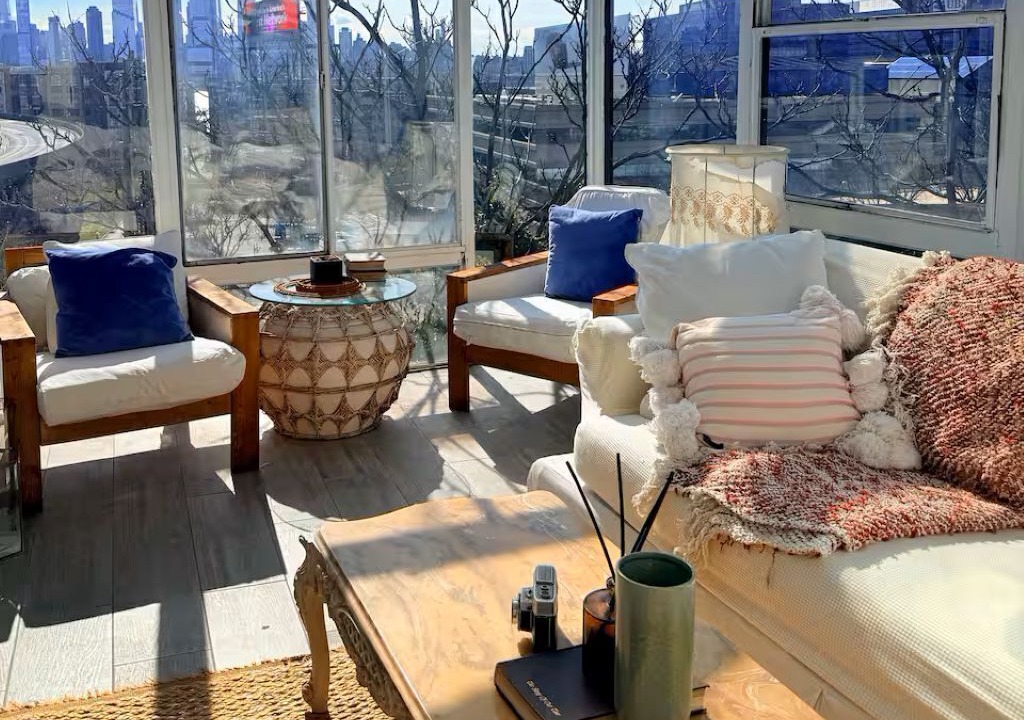 Photo of Livingroom in Weehawken