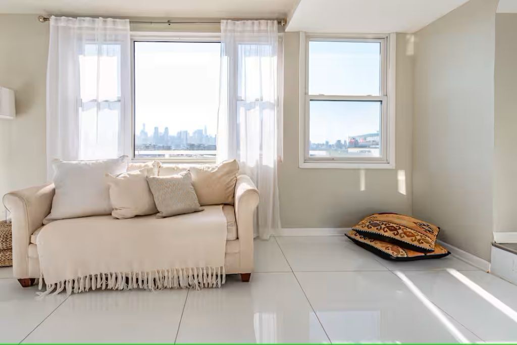 Photo of Livingroom in Weehawken