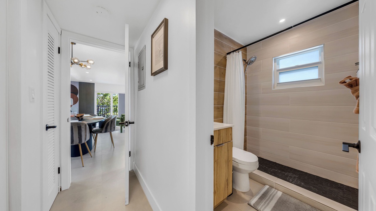 Photo of Bathroom in Coral Ridge Isles