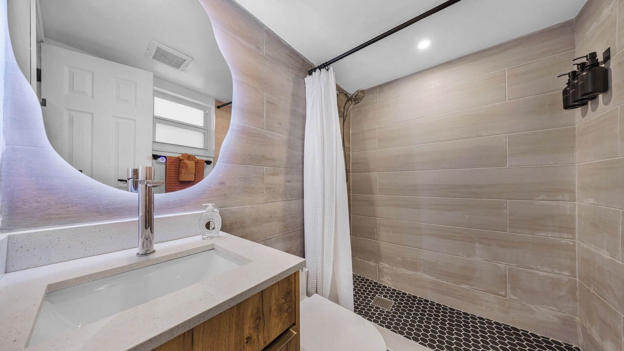 Photo of Bathroom in Coral Ridge Isles