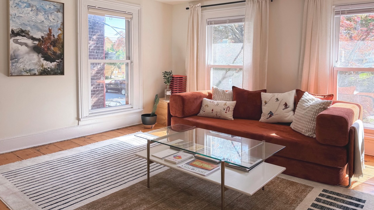 Photo of Livingroom in Connelly