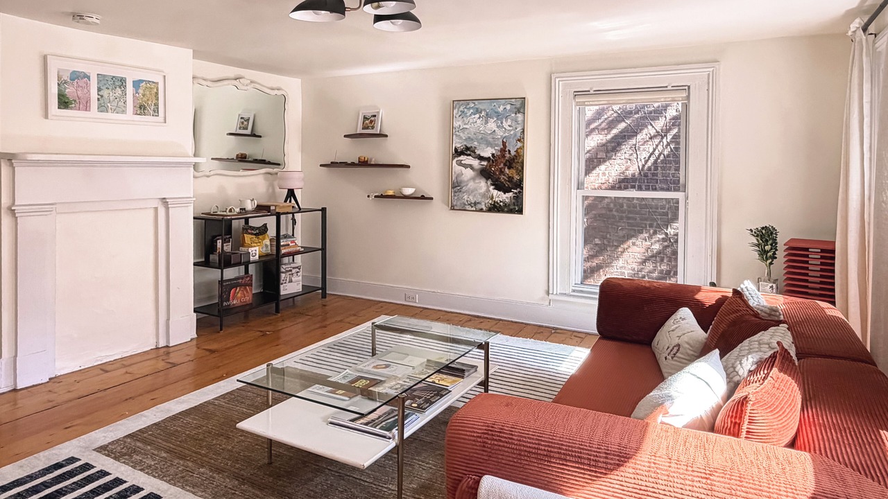 Photo of Livingroom in Connelly
