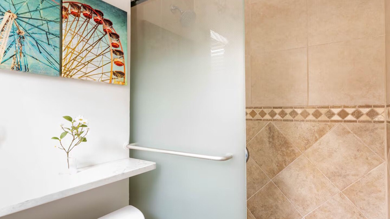 Photo of Bathroom in North End