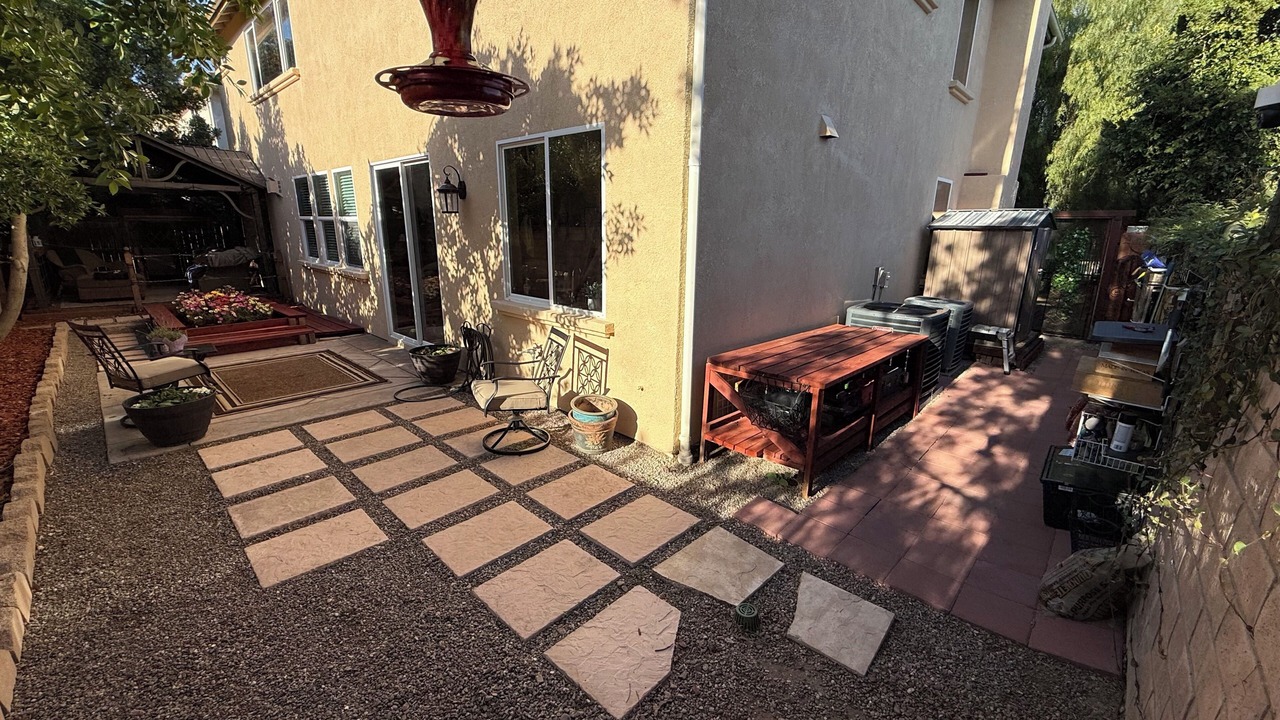 Photo of Outdoor in Canoga Park
