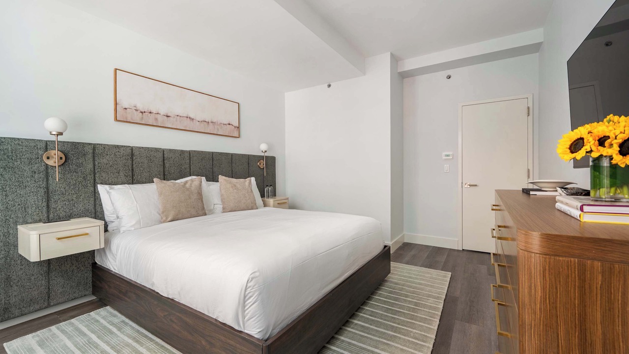Photo of Bedroom in Financial District