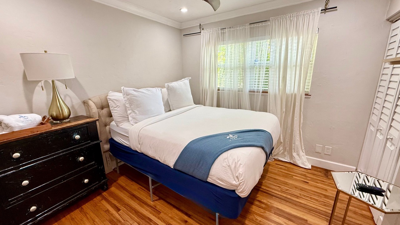 Photo of Bedroom in South Middle River
