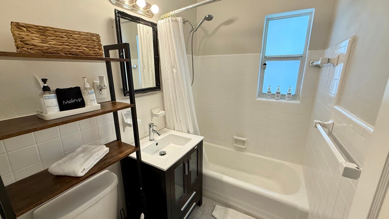 Photo of Bathroom in South Middle River