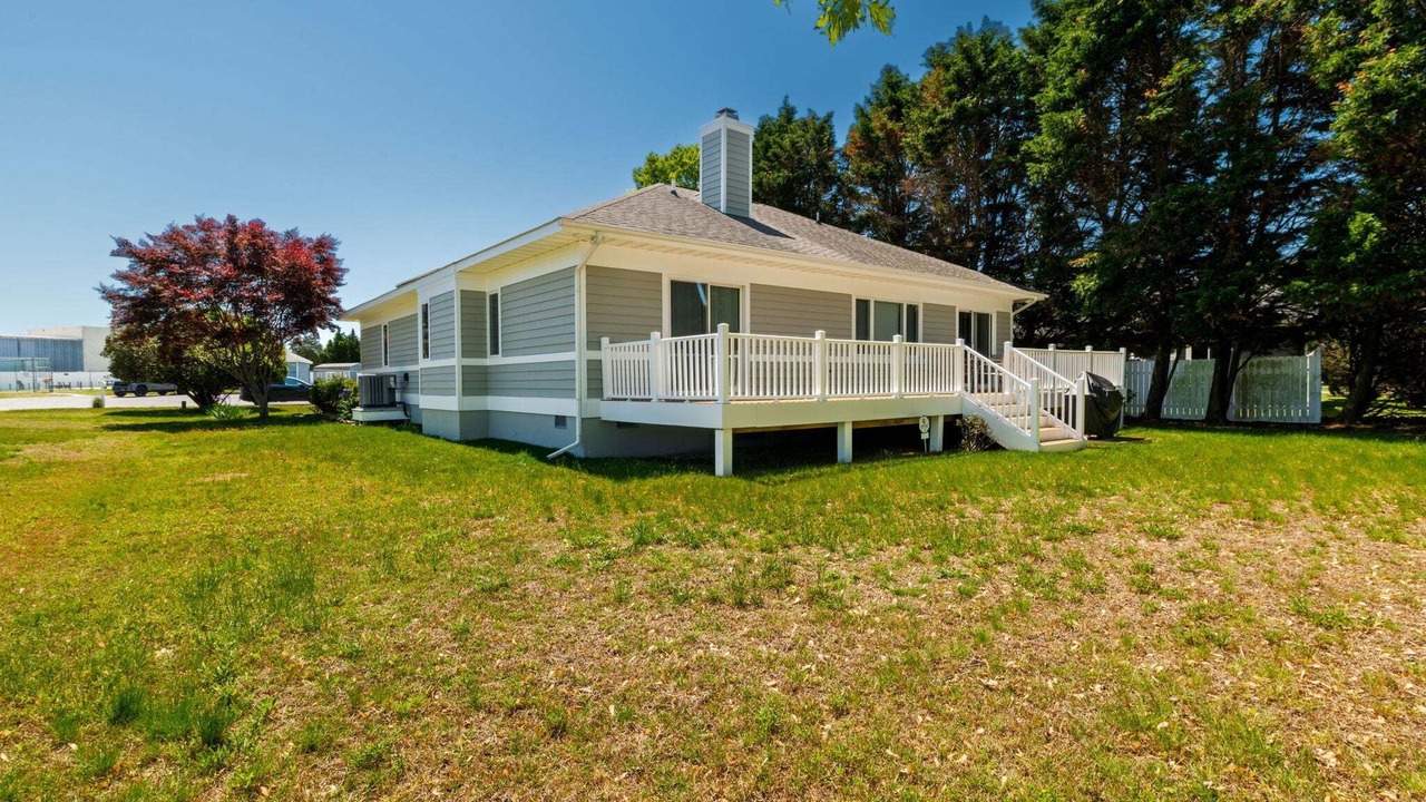 Photo of Outdoor in Cedar Neck
