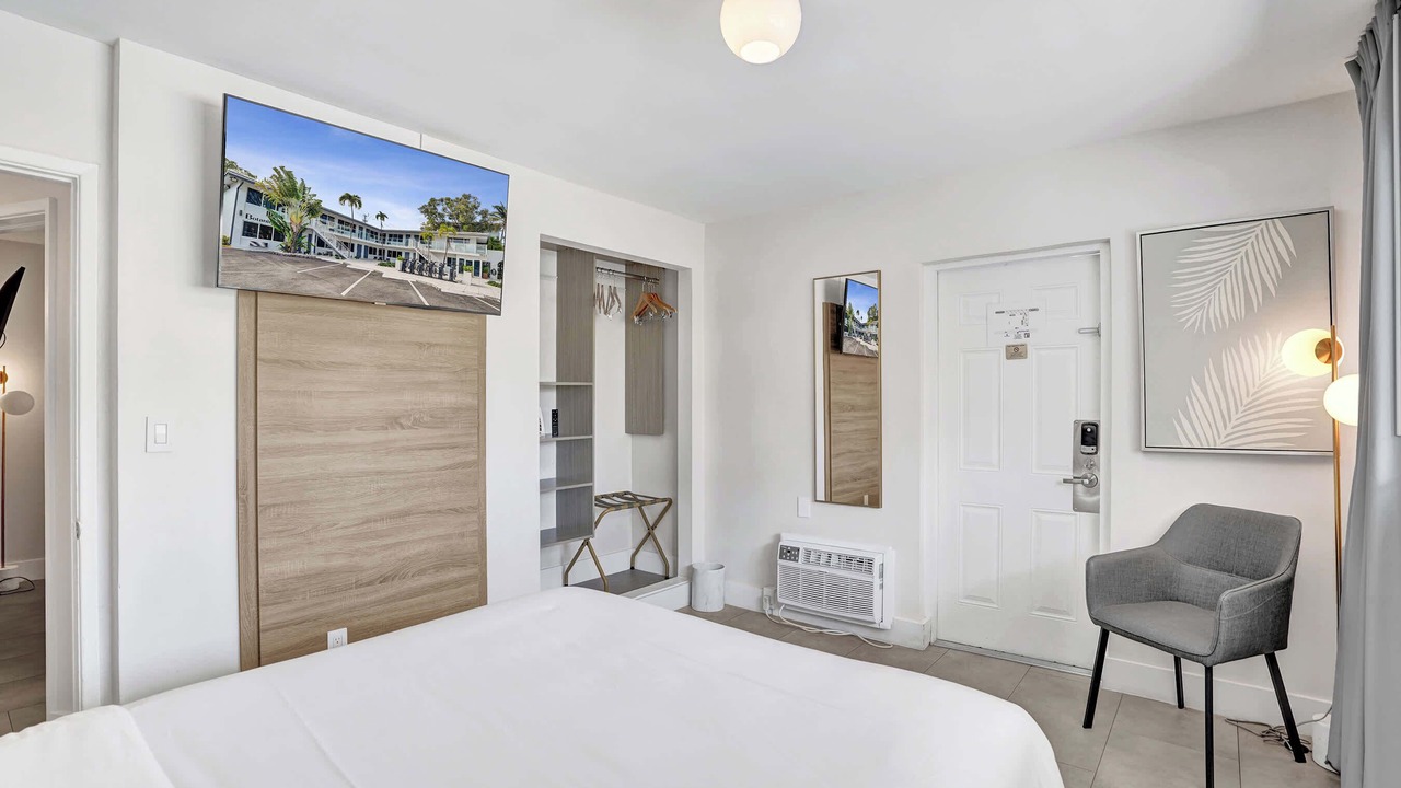 Photo of Bedroom in Galt Mile