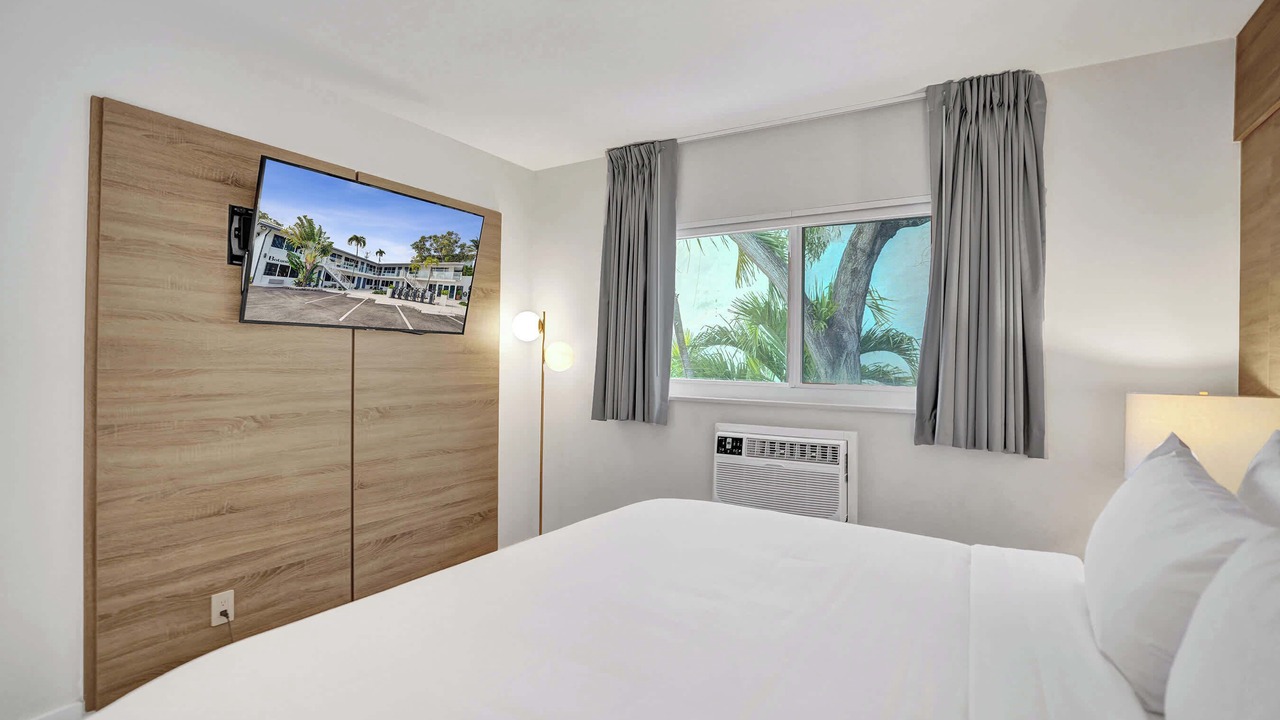 Photo of Bedroom in Galt Mile