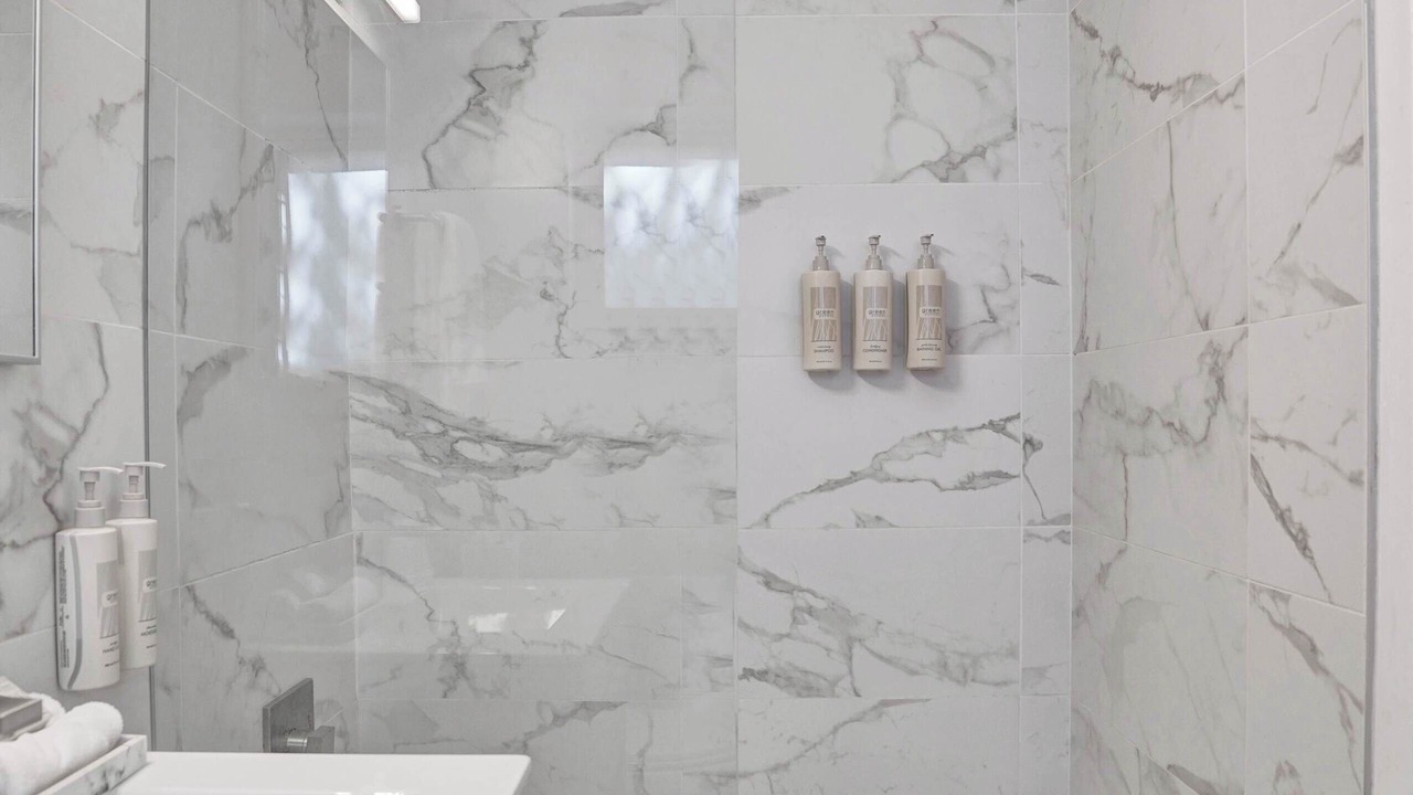Photo of Bathroom in Galt Mile