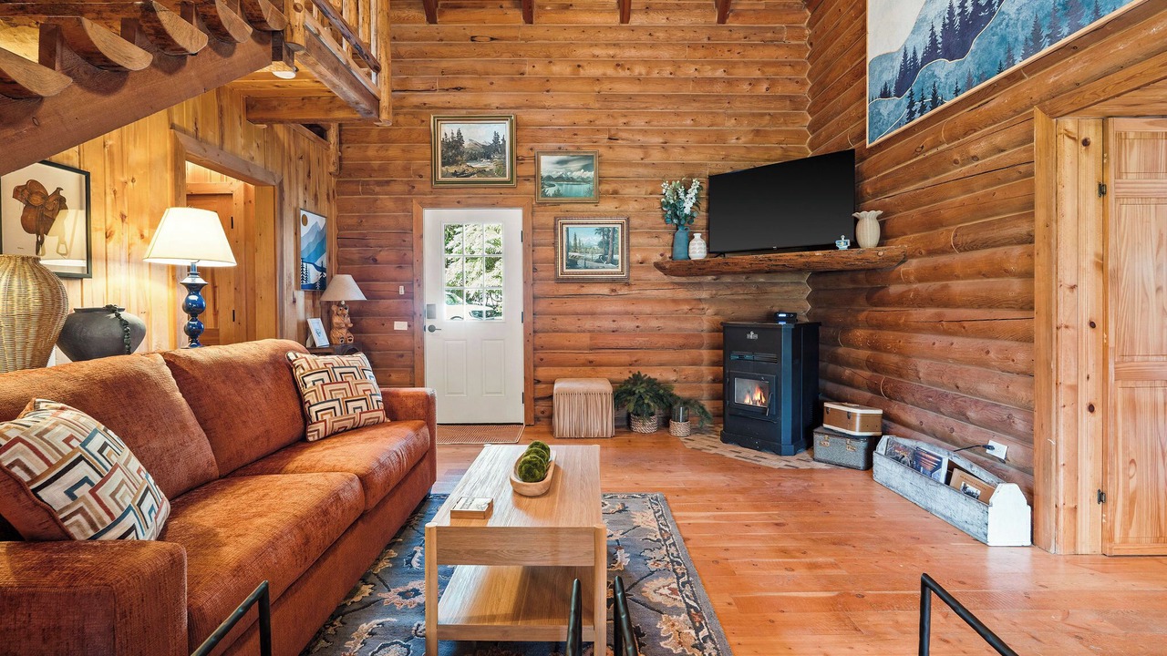 Photo of Livingroom in Martin City