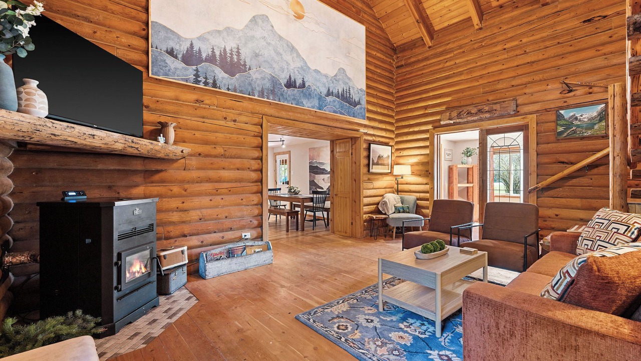Photo of Livingroom in Martin City