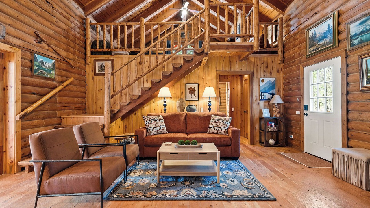 Photo of Livingroom in Martin City