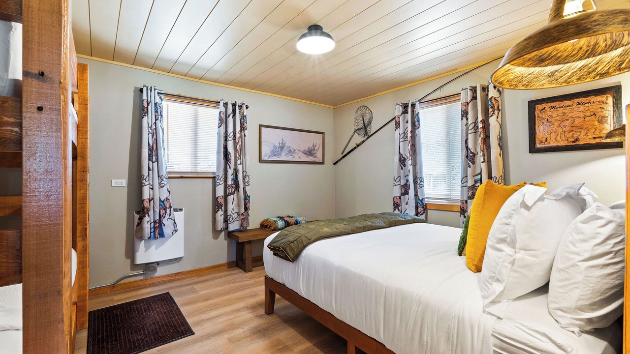 Photo of Bedroom in Martin City