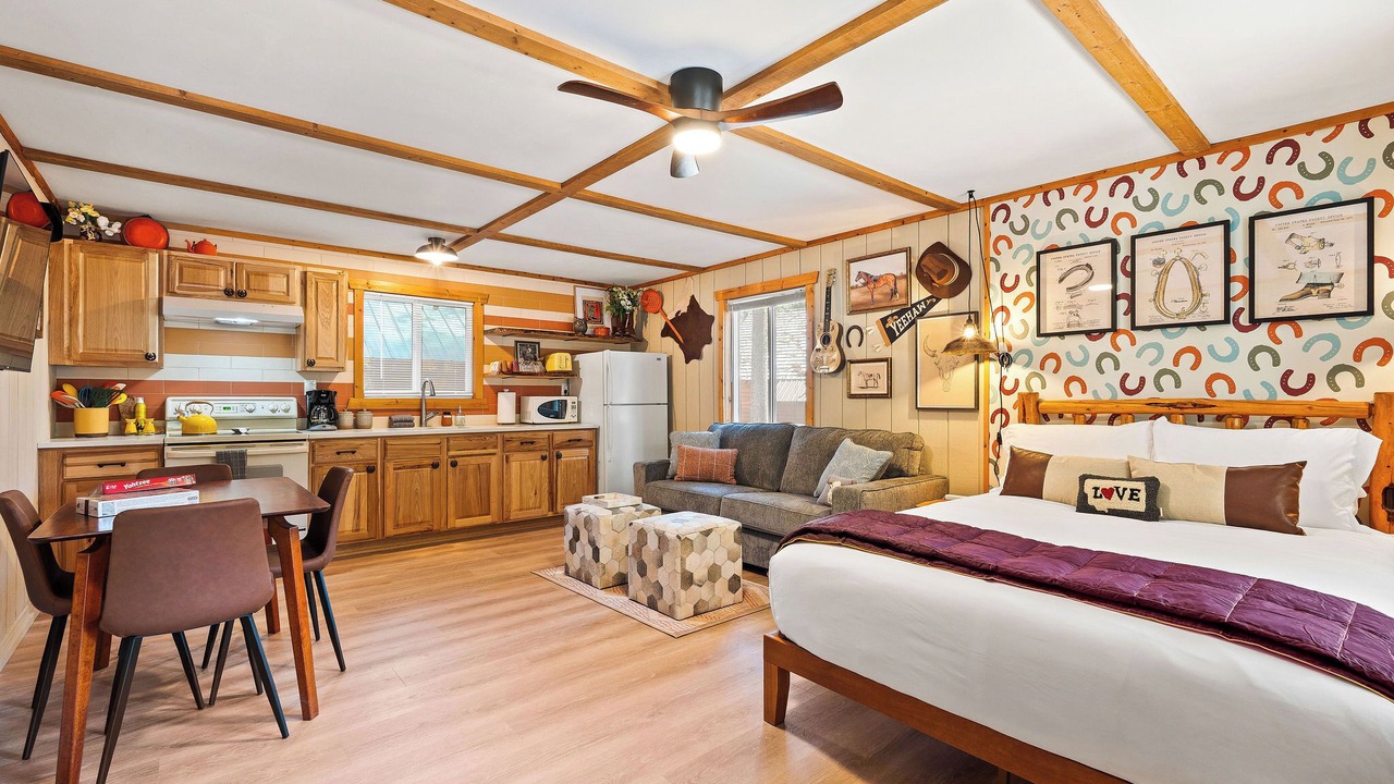 Photo of Bedroom in Martin City
