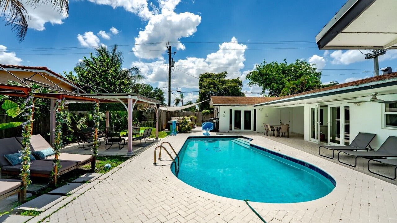 Photo of Outdoor in Pembroke Pines