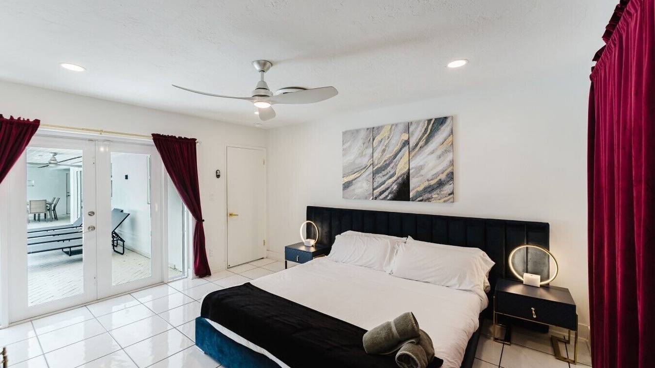 Photo of Bedroom in Pembroke Pines