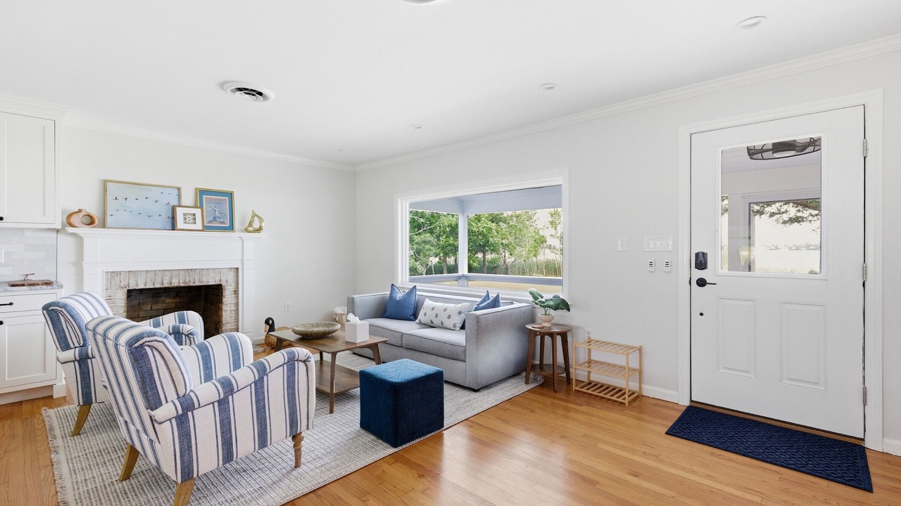 Photo of Livingroom in Royal Oak