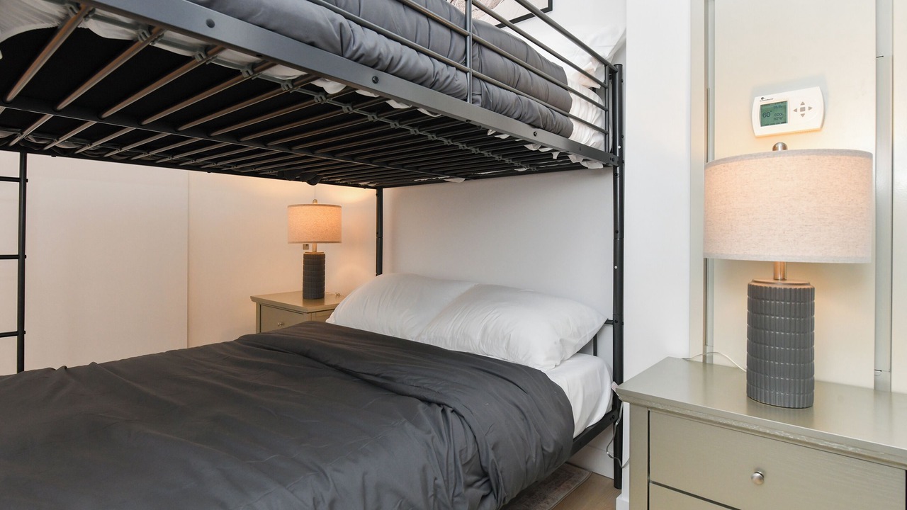 Photo of Bedroom in Financial District