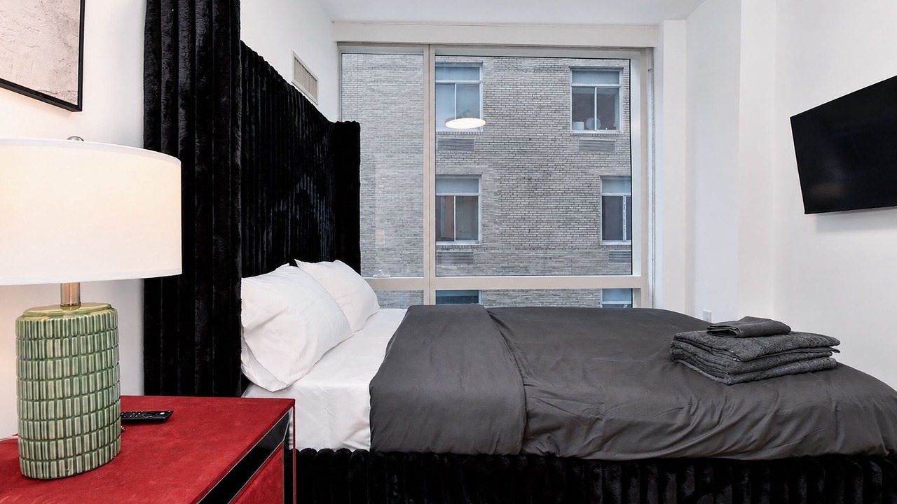 Photo of Bedroom in Financial District