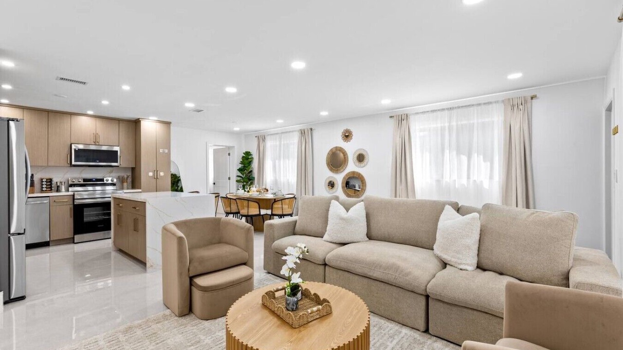 Photo of Livingroom in Lighthouse Point
