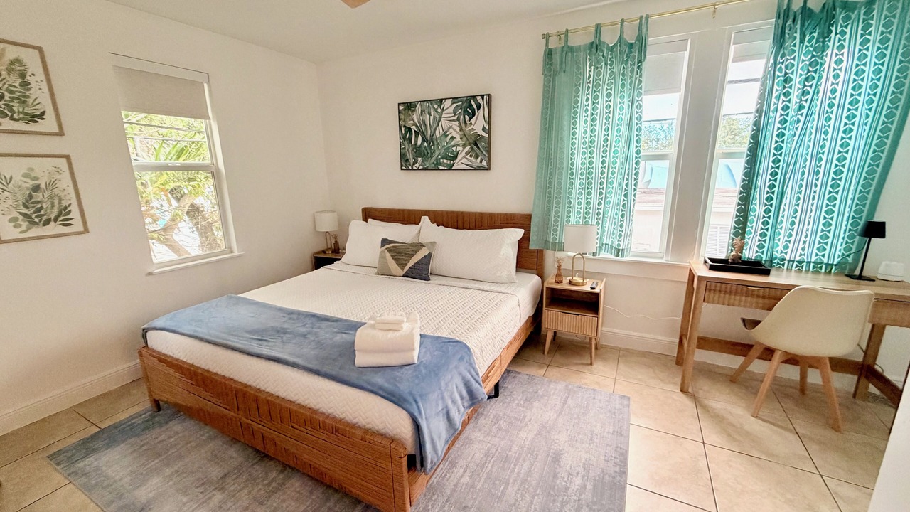 Photo of Bedroom in Colee Hammock