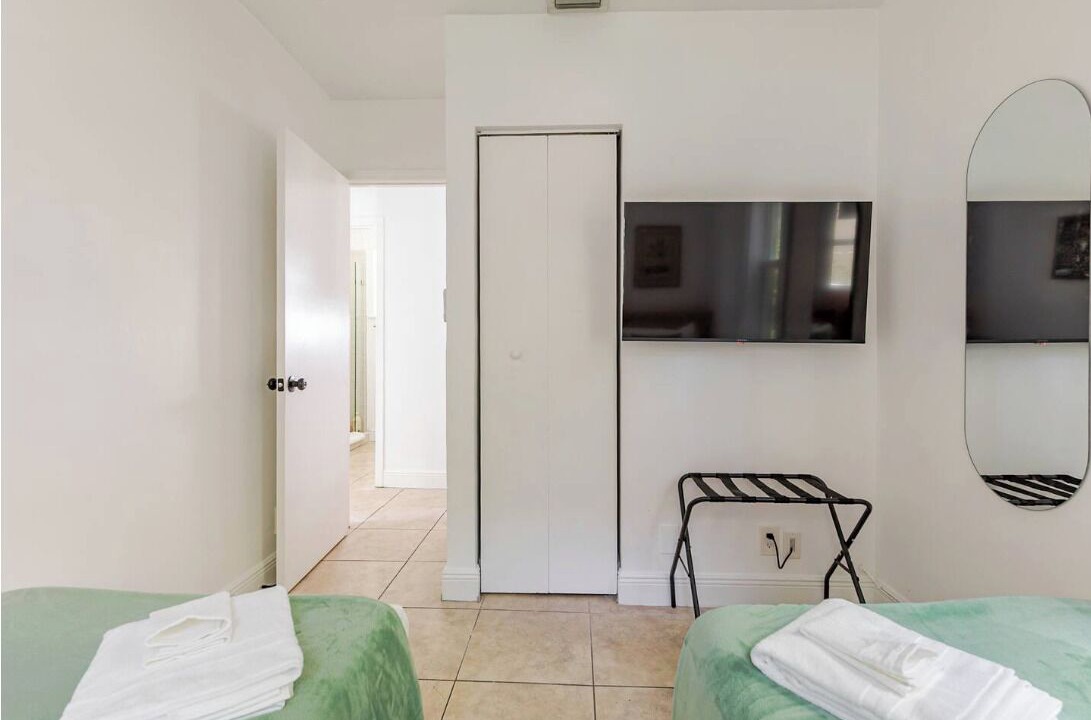 Photo of Bedroom in Colee Hammock