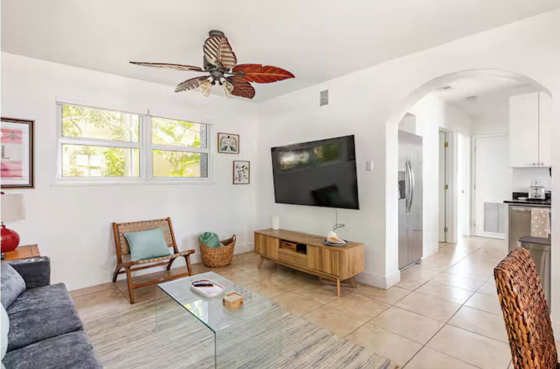 Photo of Livingroom in Colee Hammock