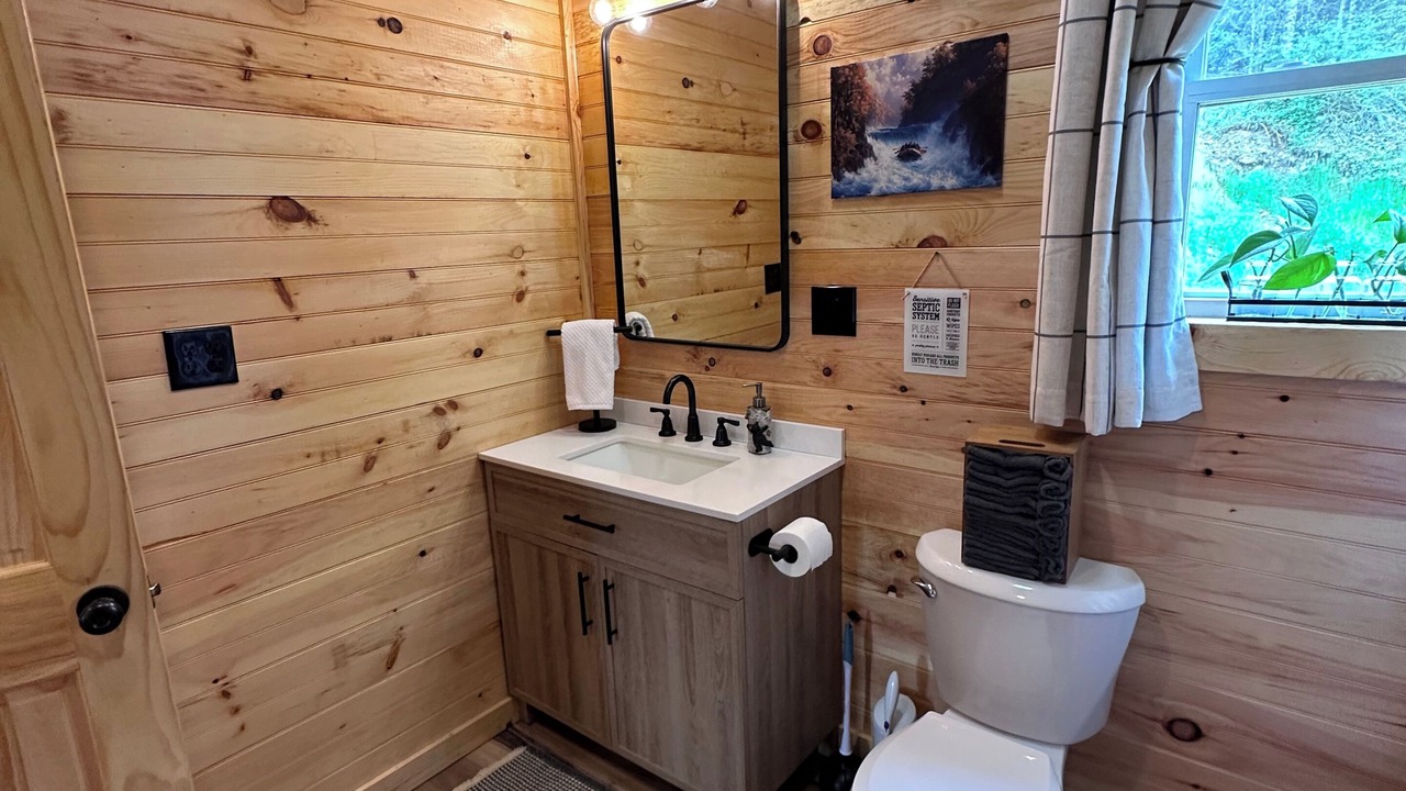 Photo of Bathroom in Nettie