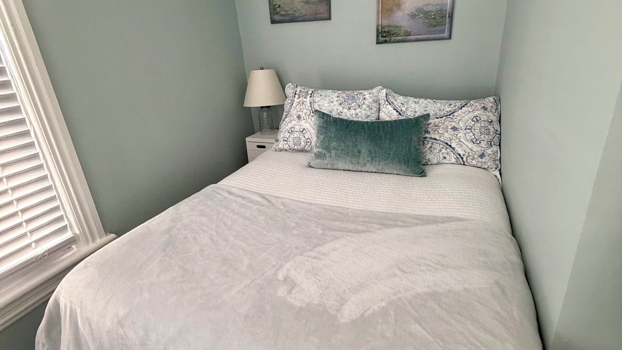 Photo of Bedroom in Ocean Grove