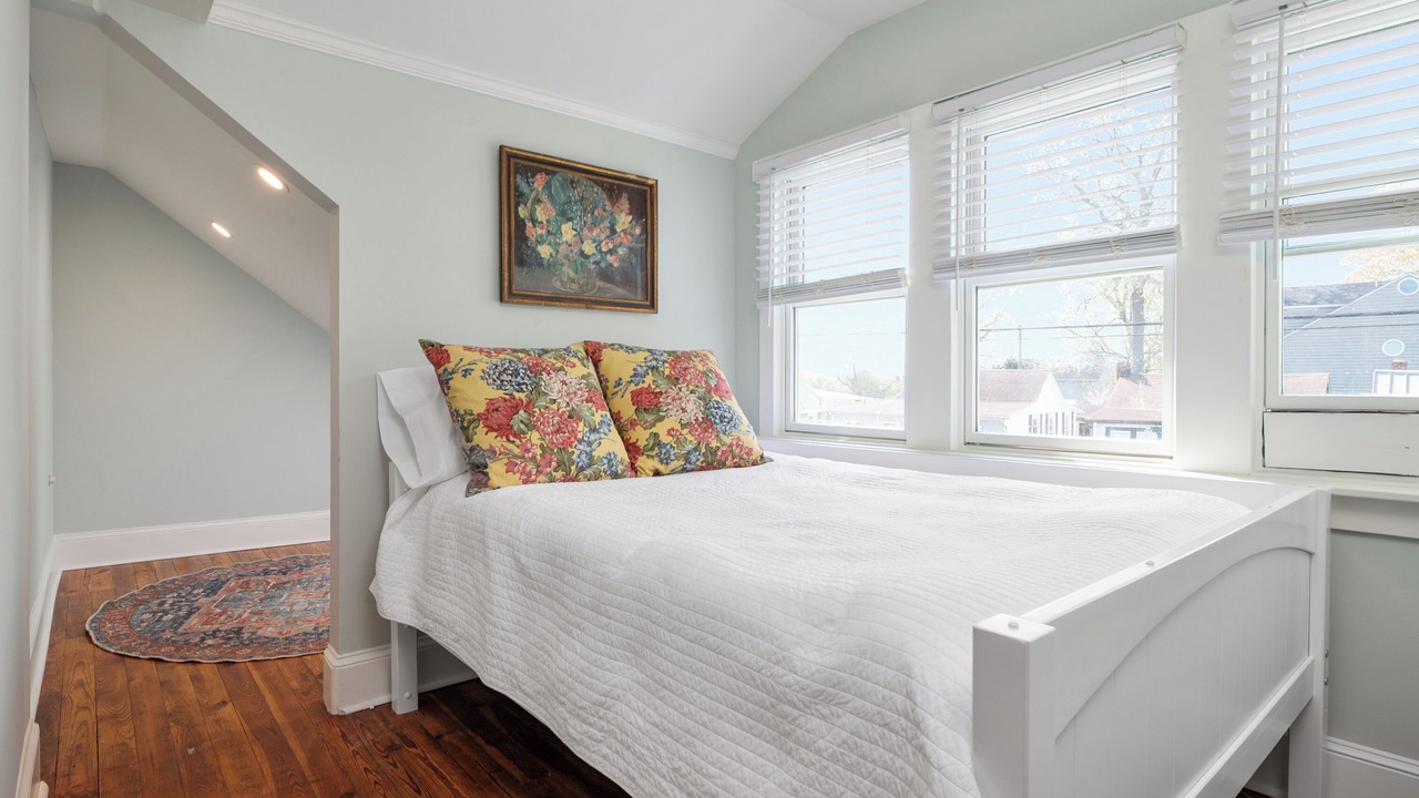 Photo of Bedroom in North Beach