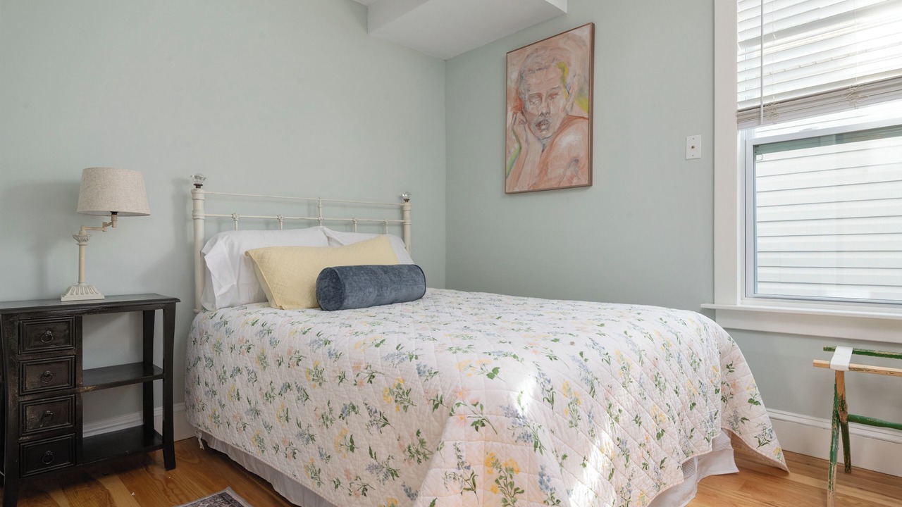 Photo of Bedroom in North Beach