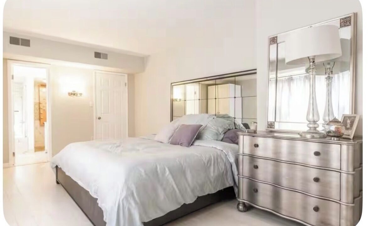 Photo of Bedroom in Weehawken