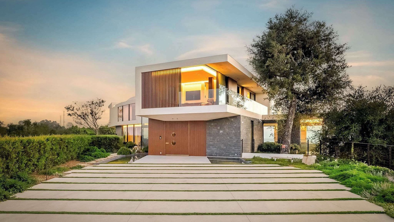 Photo of Outdoor in Hollywood Hills