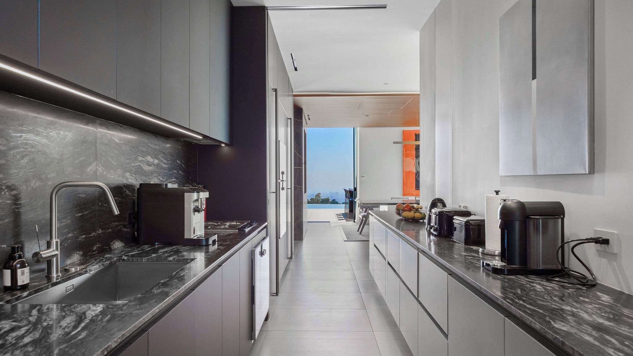 Photo of Kitchen in Hollywood Hills