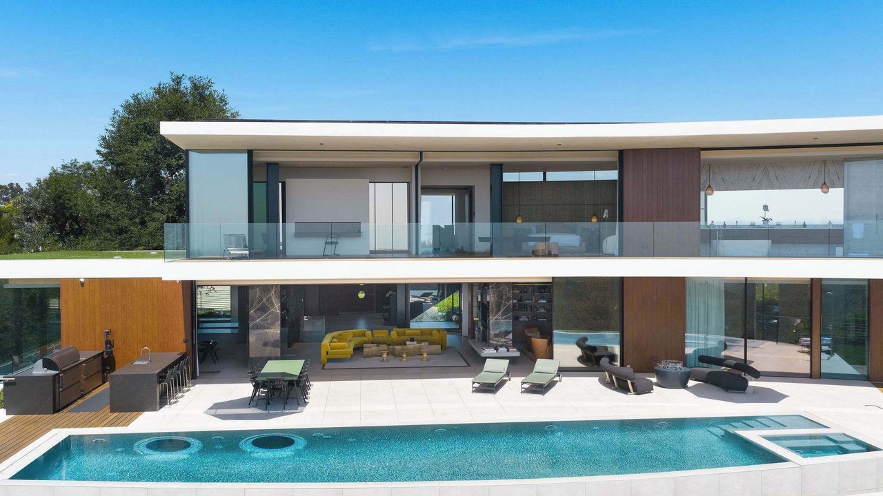 Photo of Outdoor in Hollywood Hills